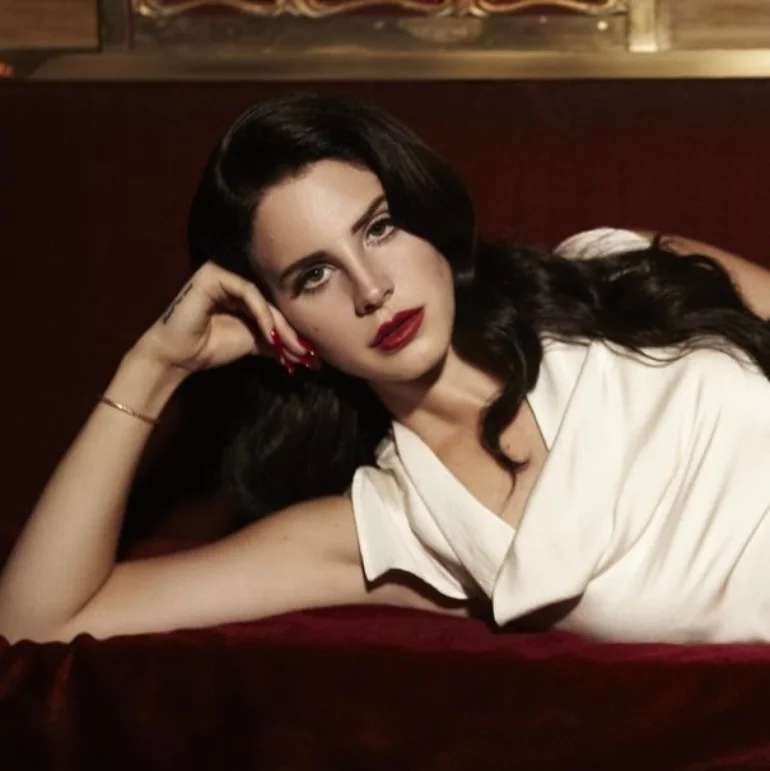 lana del rey jigsaw puzzle online