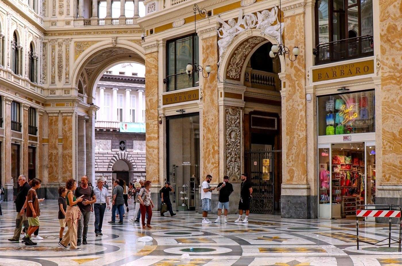 Galleria Umberto I in Naples online puzzle