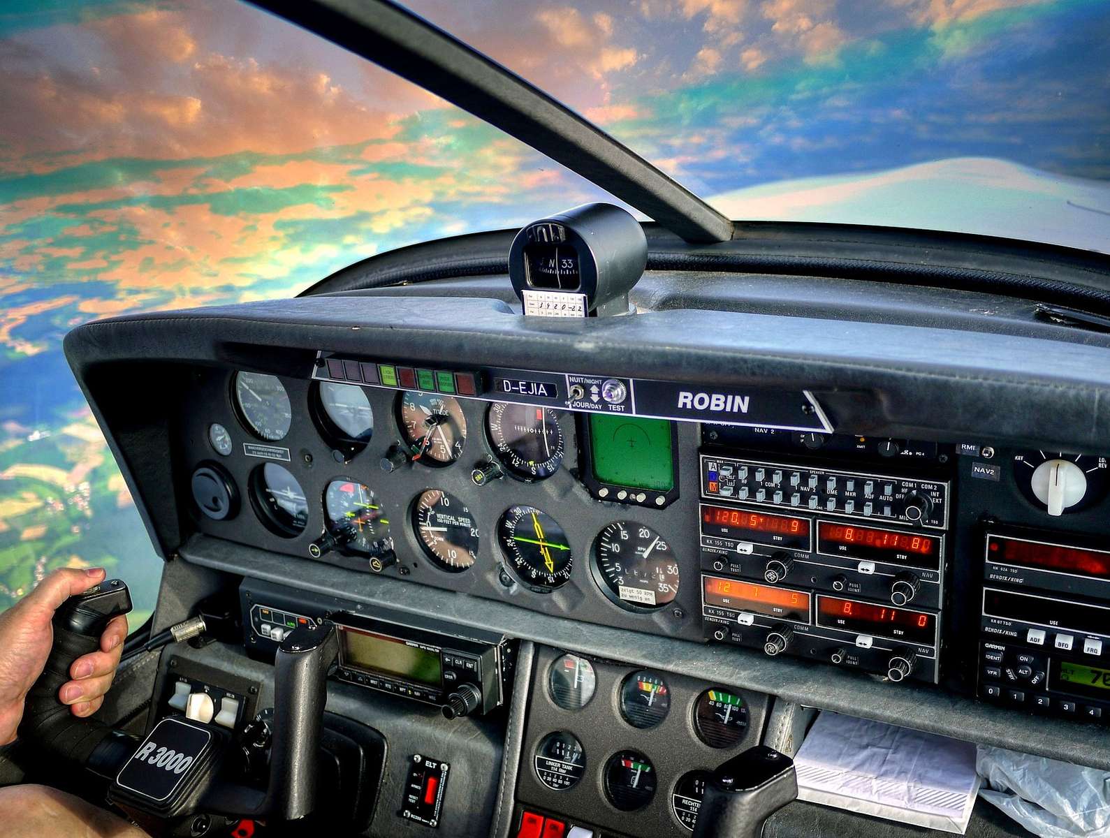 I cockpiten på planet, på höjd pussel på nätet