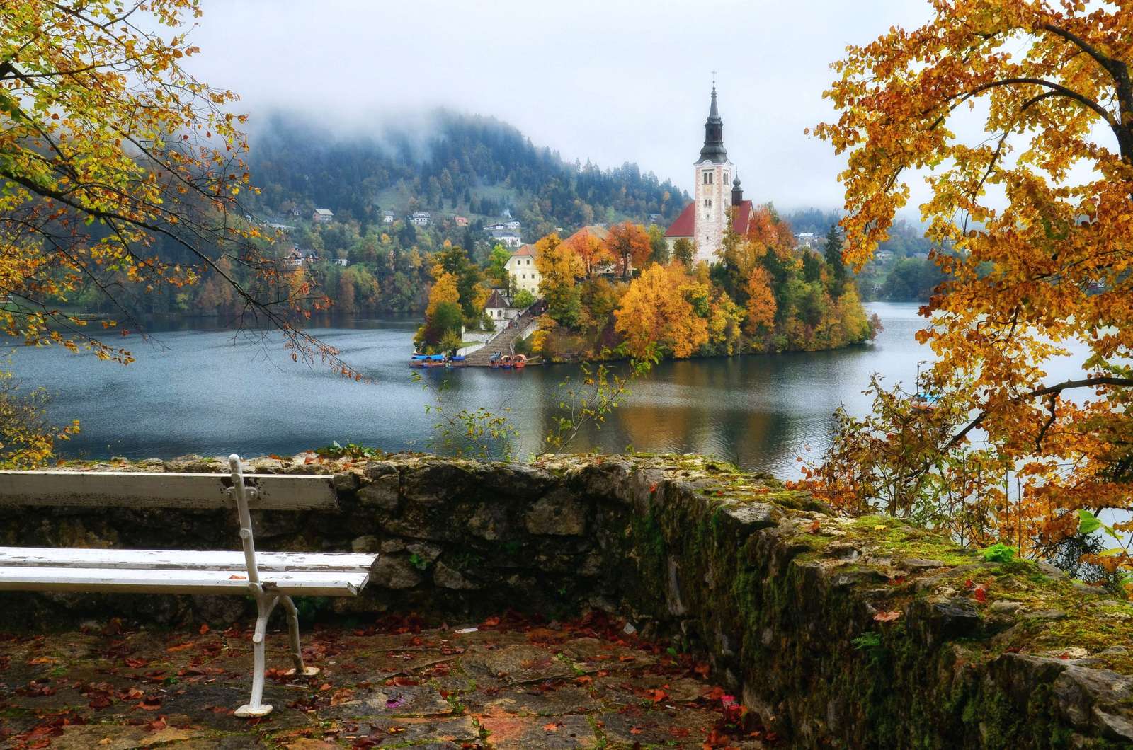 Езеро в Словения онлайн пъзел