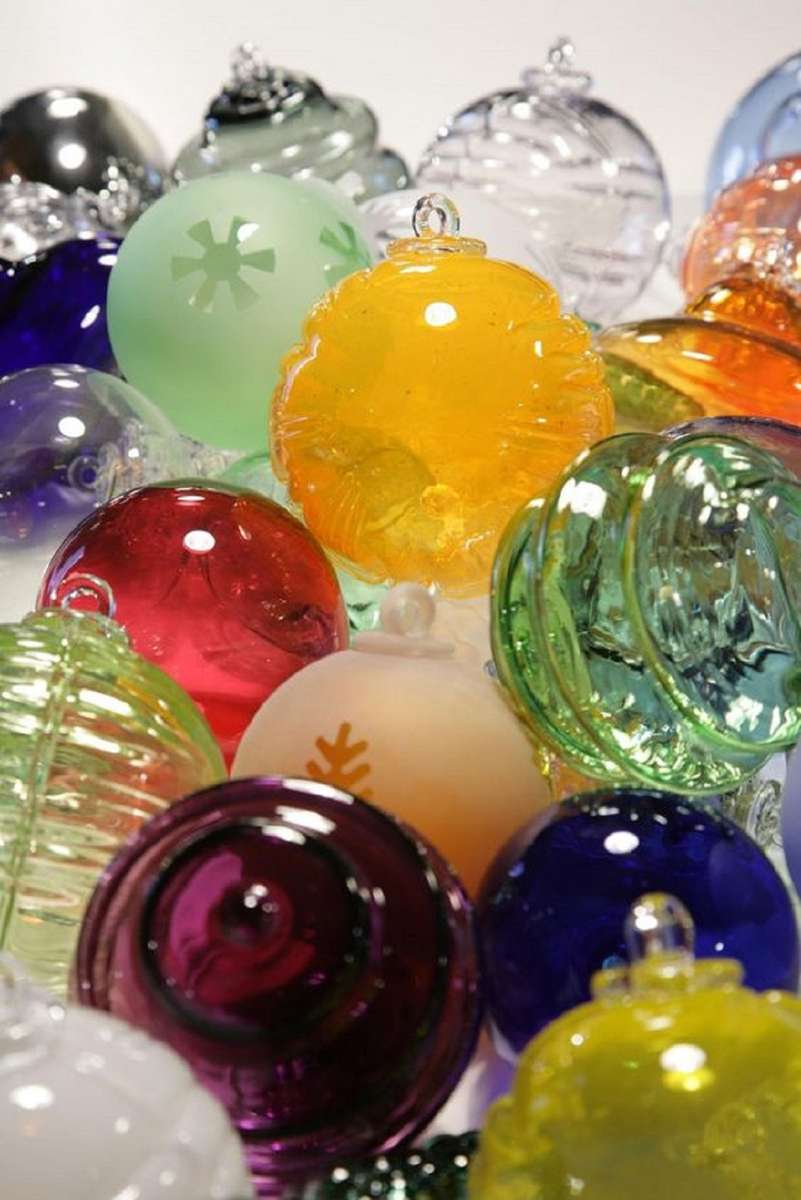 Lindas bolas de vidro quebra-cabeças online