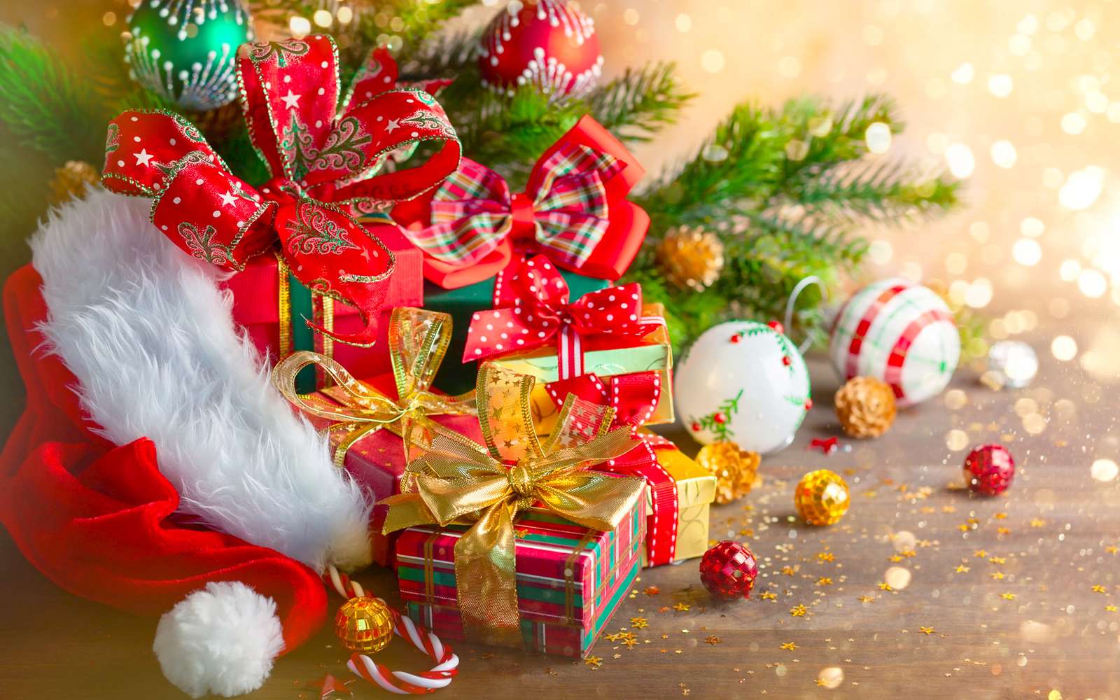 Коледните подаръци онлайн пъзел
