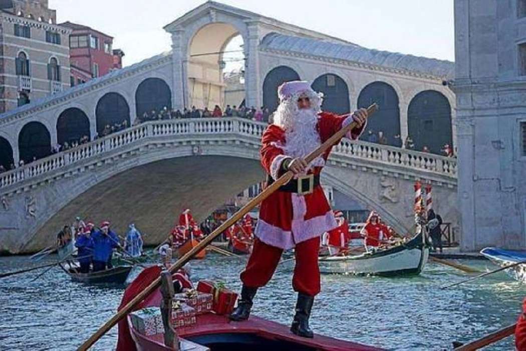 Kerstmanmarathon - Venetië legpuzzel online
