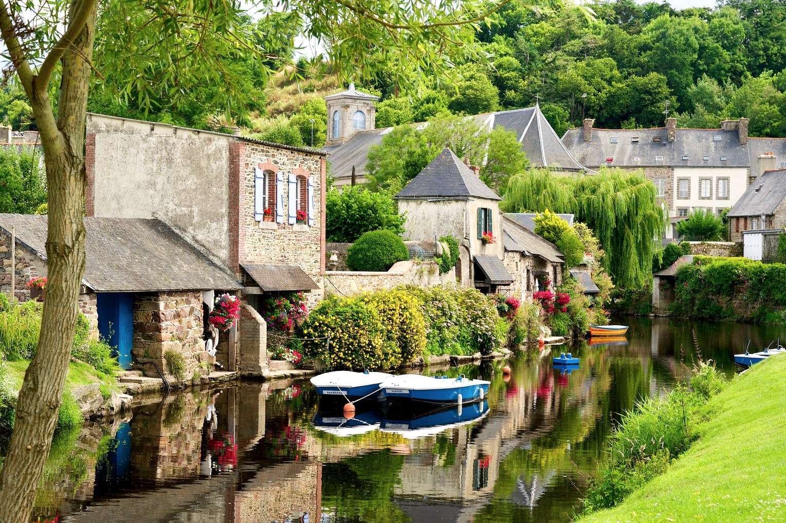 Village en Bretagne (France) puzzle en ligne