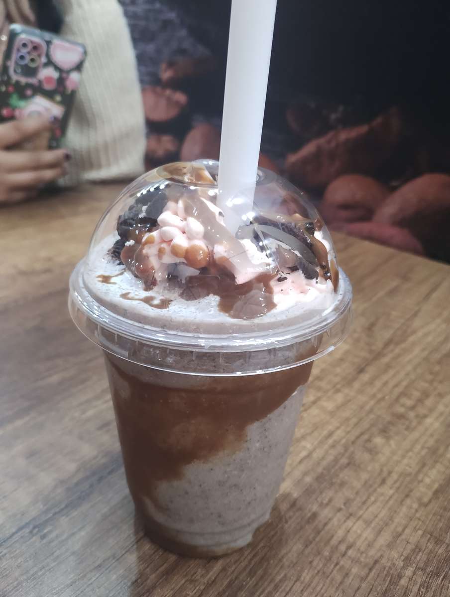 Frappe on a very hot day jigsaw puzzle online