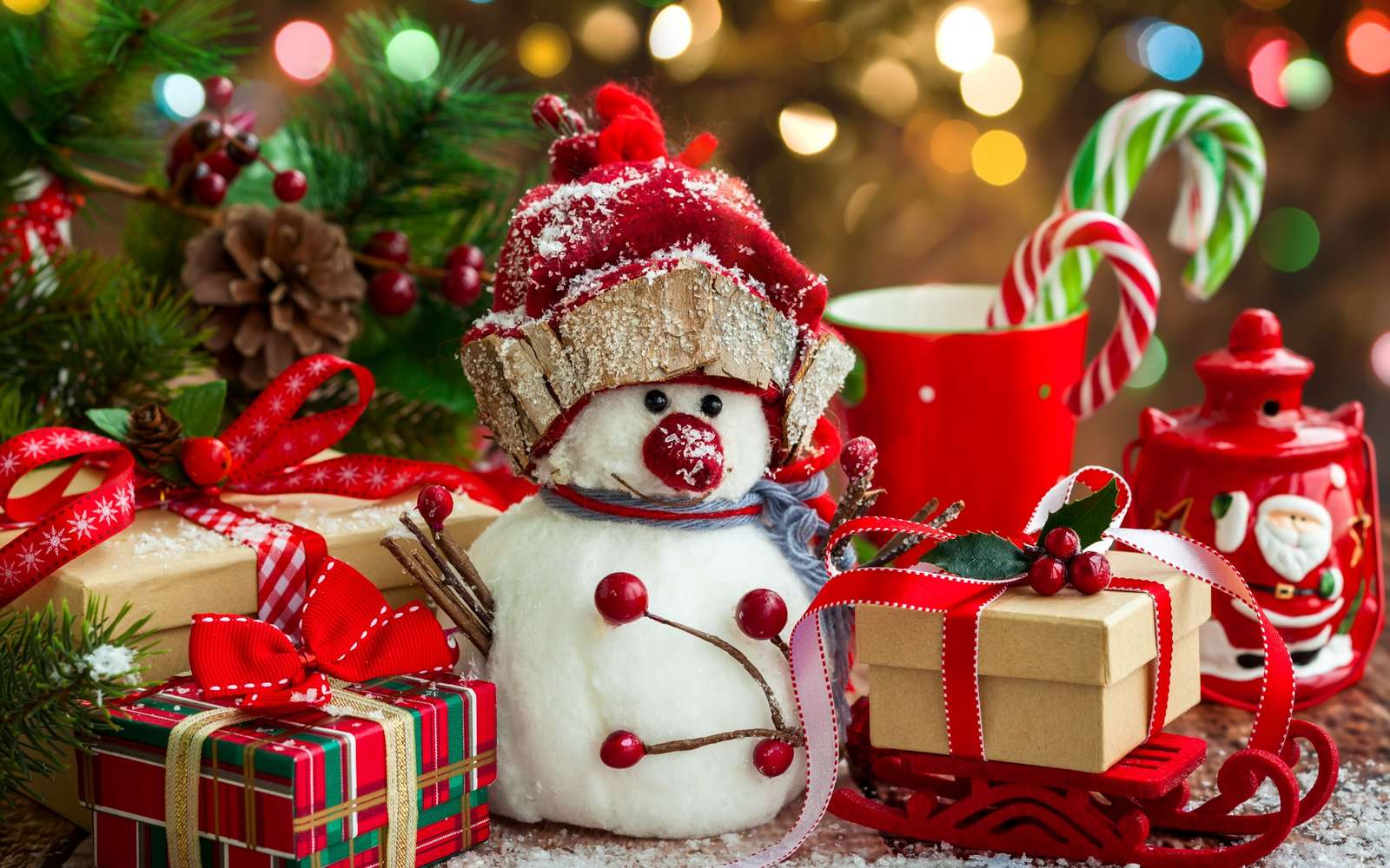 Ajándékok a karácsonyfa alatt online puzzle