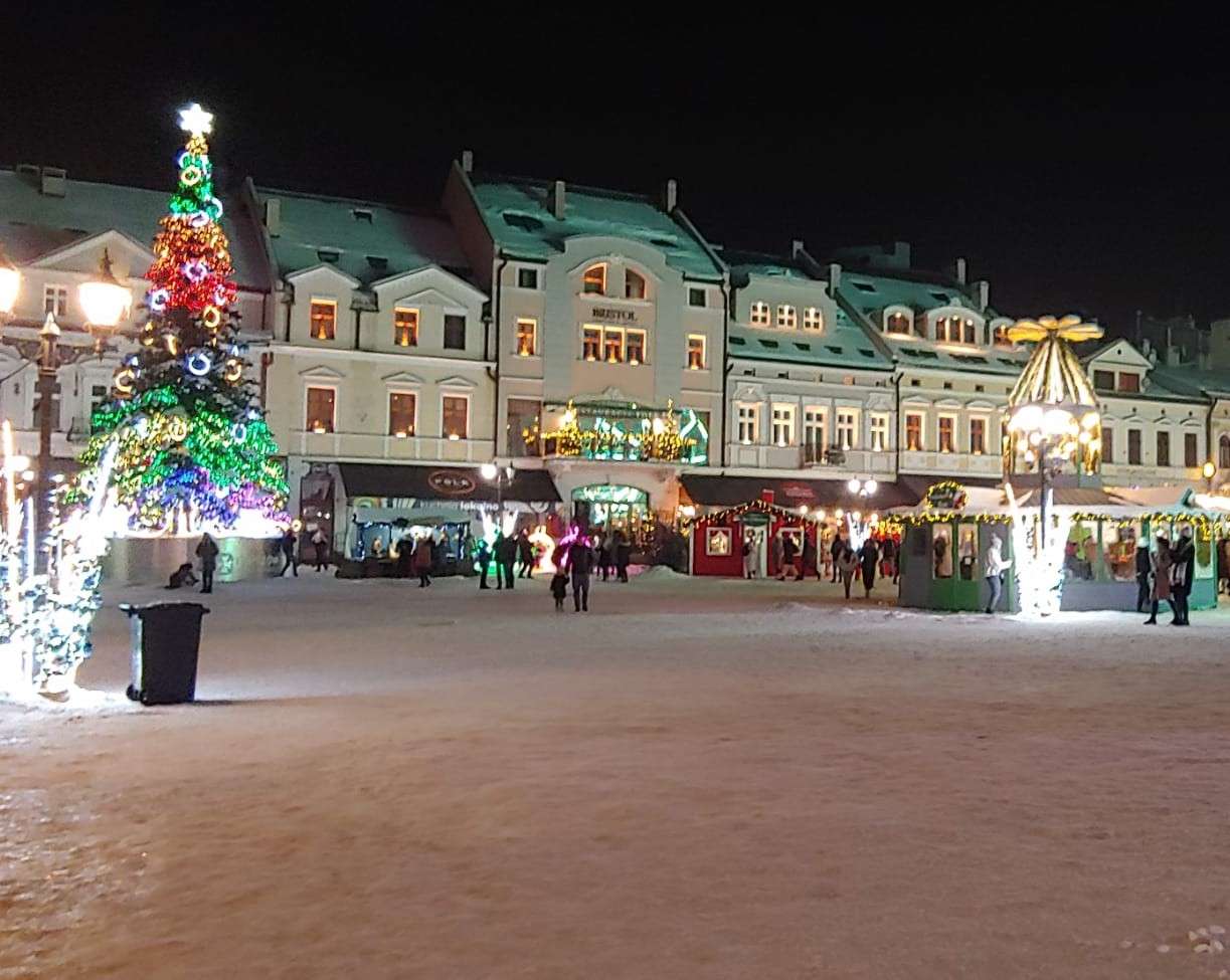 Weihnachtsmarkt in Rzeszów Puzzlespiel online