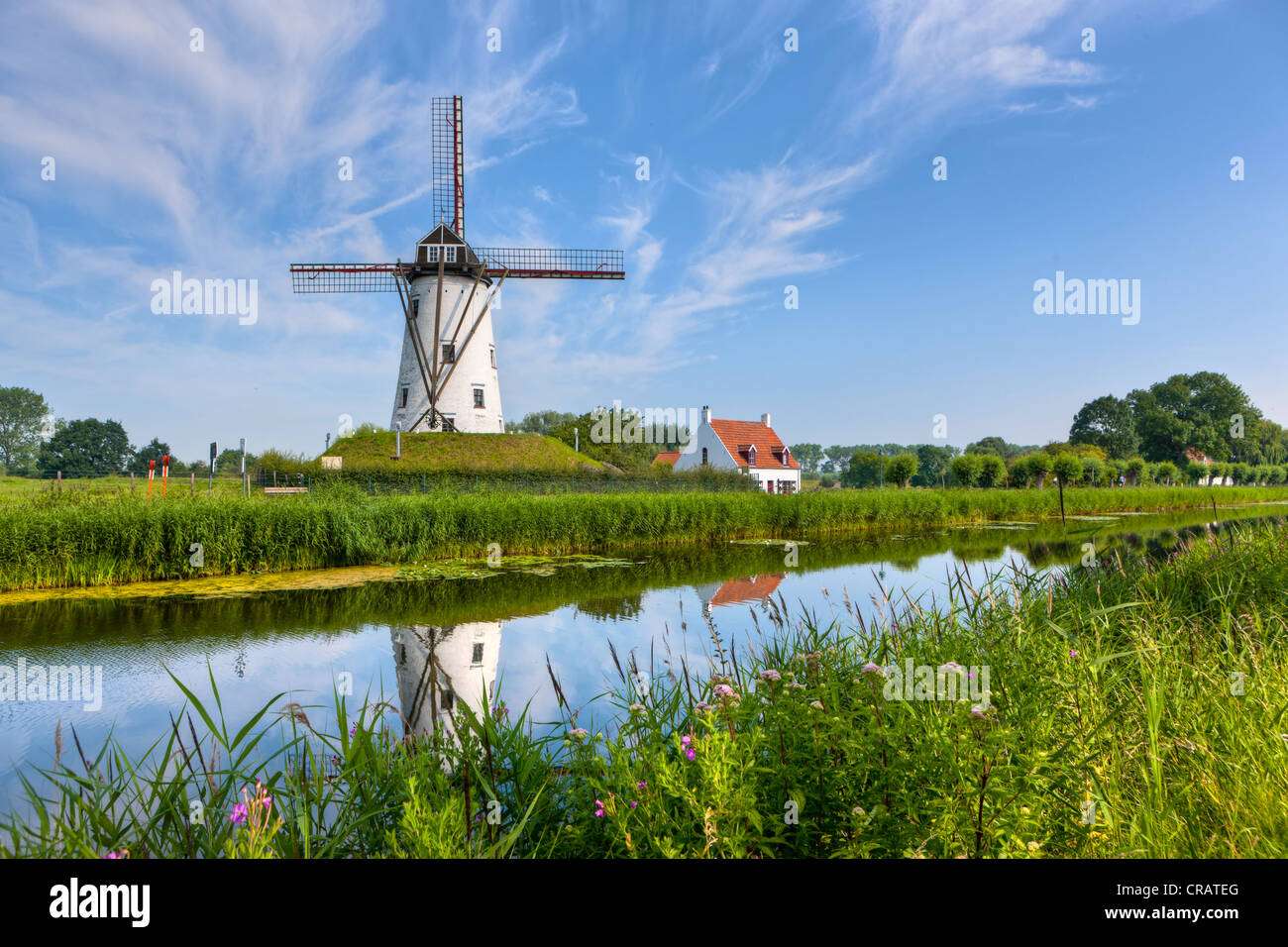 Hoeke Windmühle Belgien Online-Puzzle