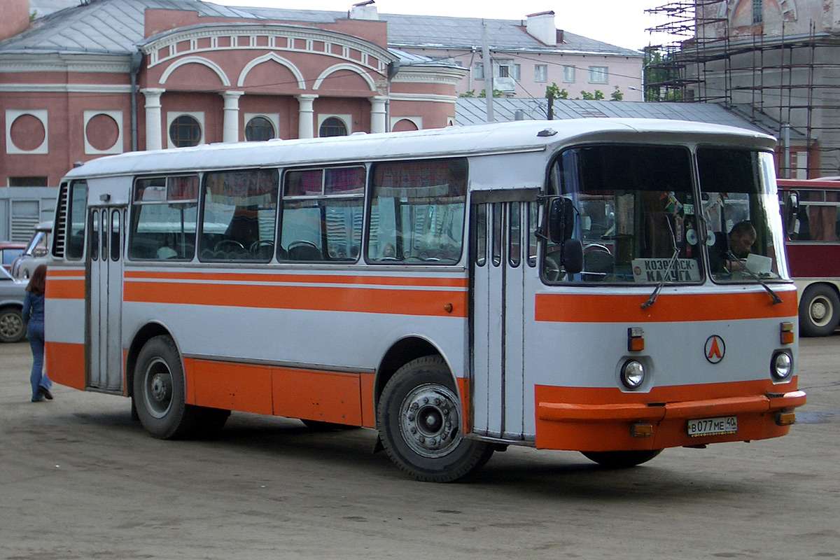 Autobuzele URSS Laz-967 jigsaw puzzle online