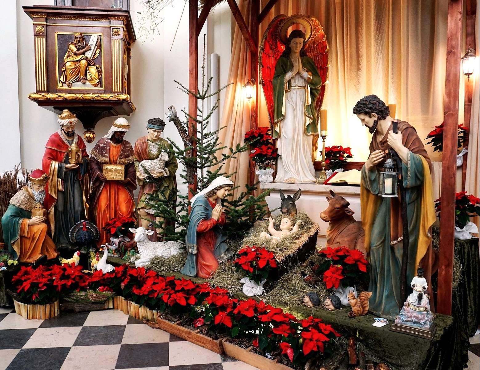 Christmas nativity scene in the church online puzzle