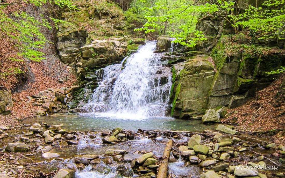 Een charmante waterval in de Sudeten legpuzzel online