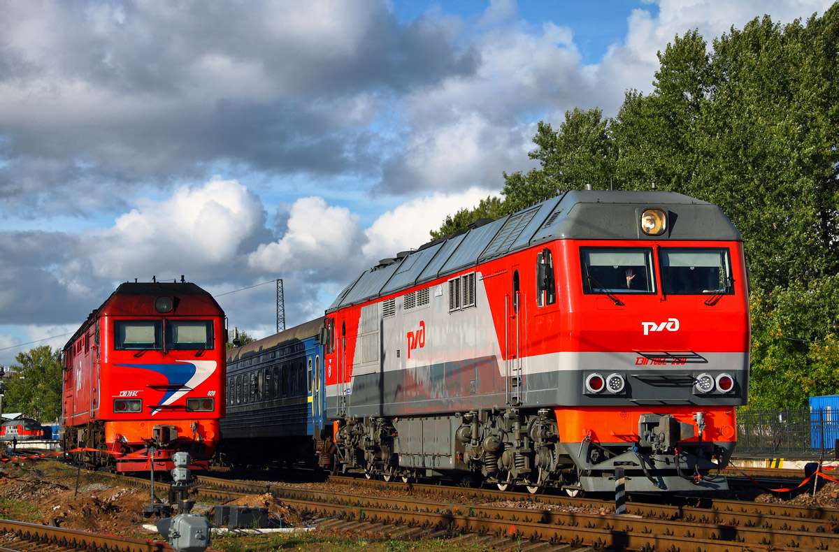 locomotiva a diesel TEP 70 quebra-cabeças online
