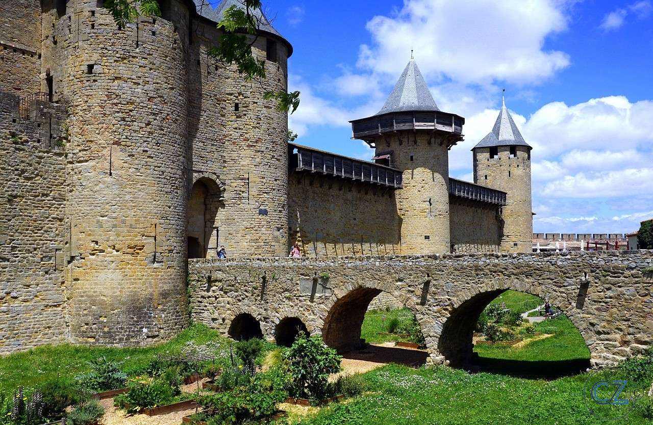 Замок, Средневековый пазл онлайн