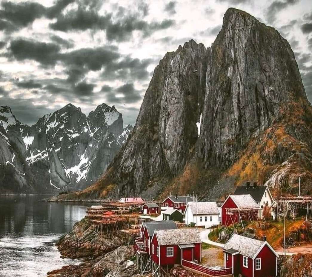 sus, în Norvegia, se află acest loc puzzle online