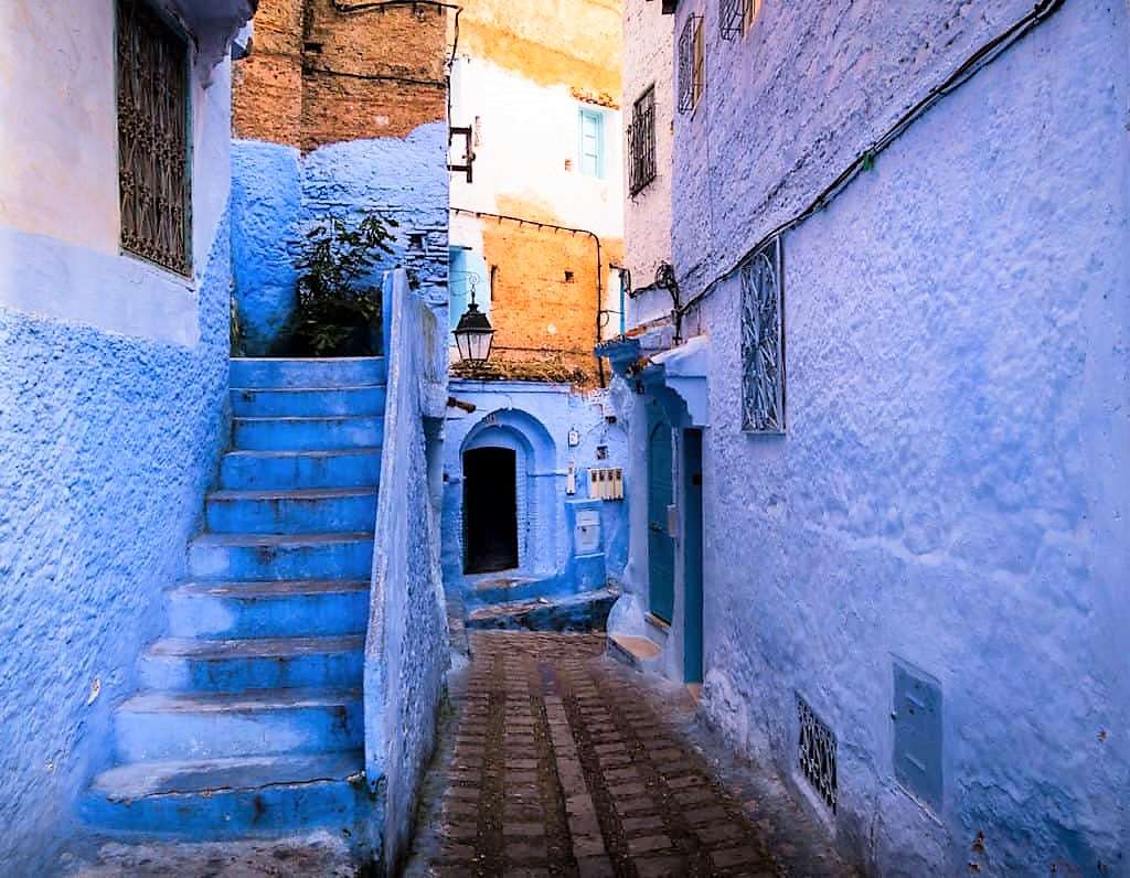 Modré město Chefchaouen v Maroku skládačky online