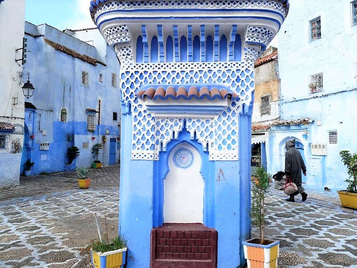 Голубой город Шефшауэн в Марокко. онлайн-пазл