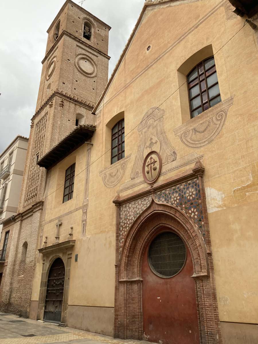 Kostel Santiago Malaga online puzzle