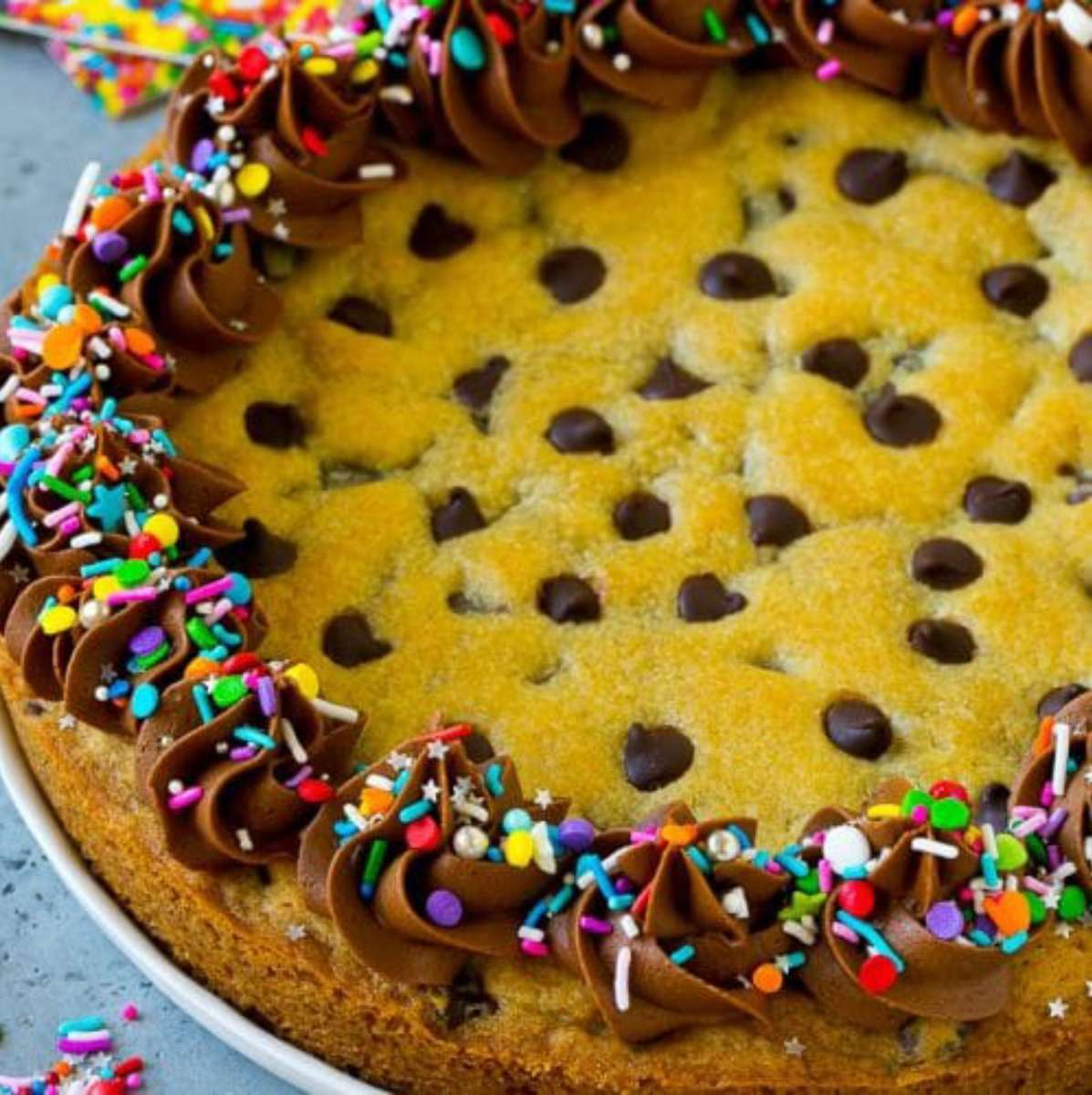 Cookie Cake with Sprinkles❤️❤️❤️❤️❤️ online puzzle