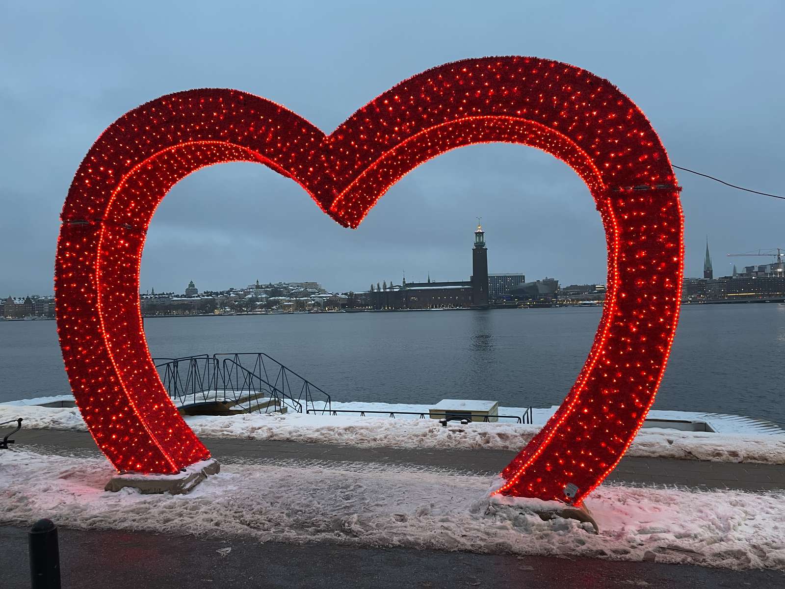 Серце в Стокгольмі пазл онлайн