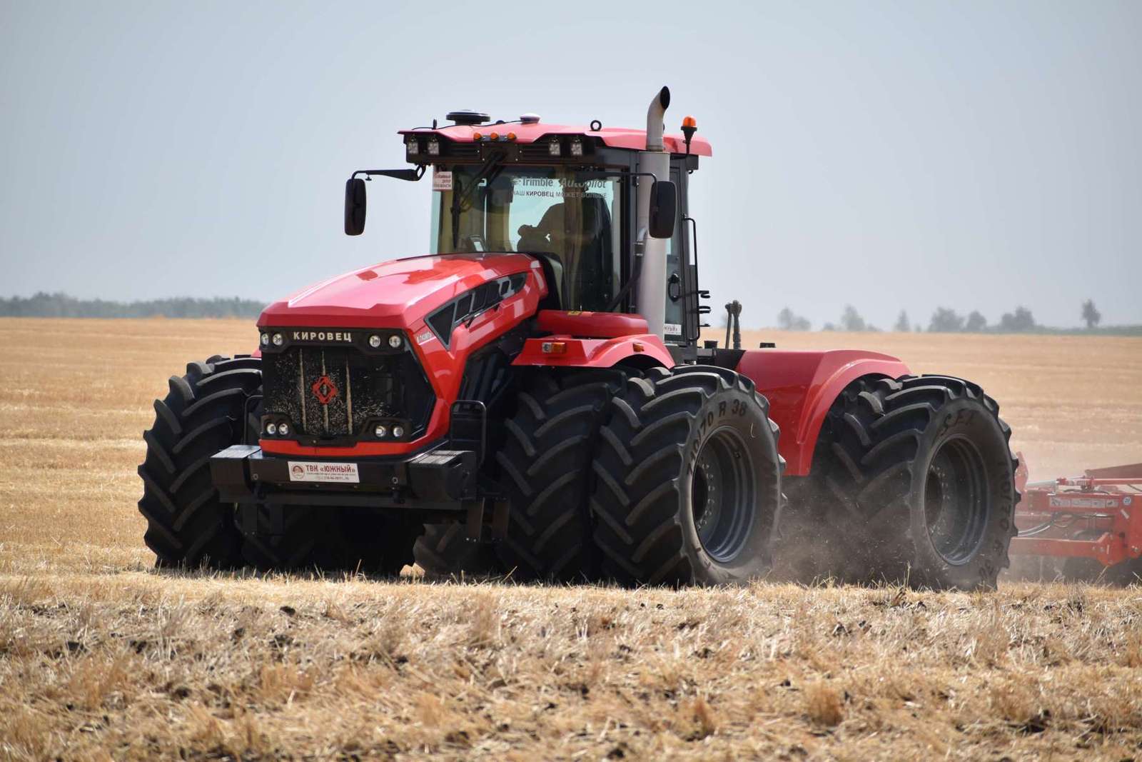 traktor K-740 Kirovets Pussel online