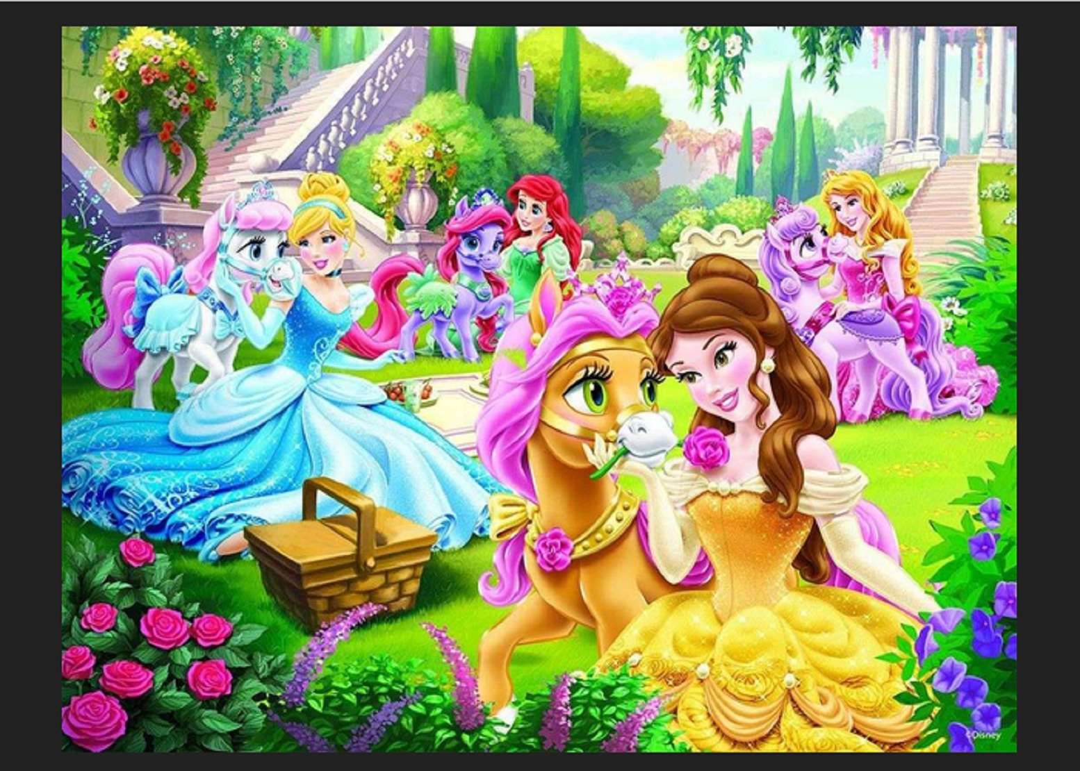 πριγκίπισσες σε έναν όμορφο κήπο παζλ online