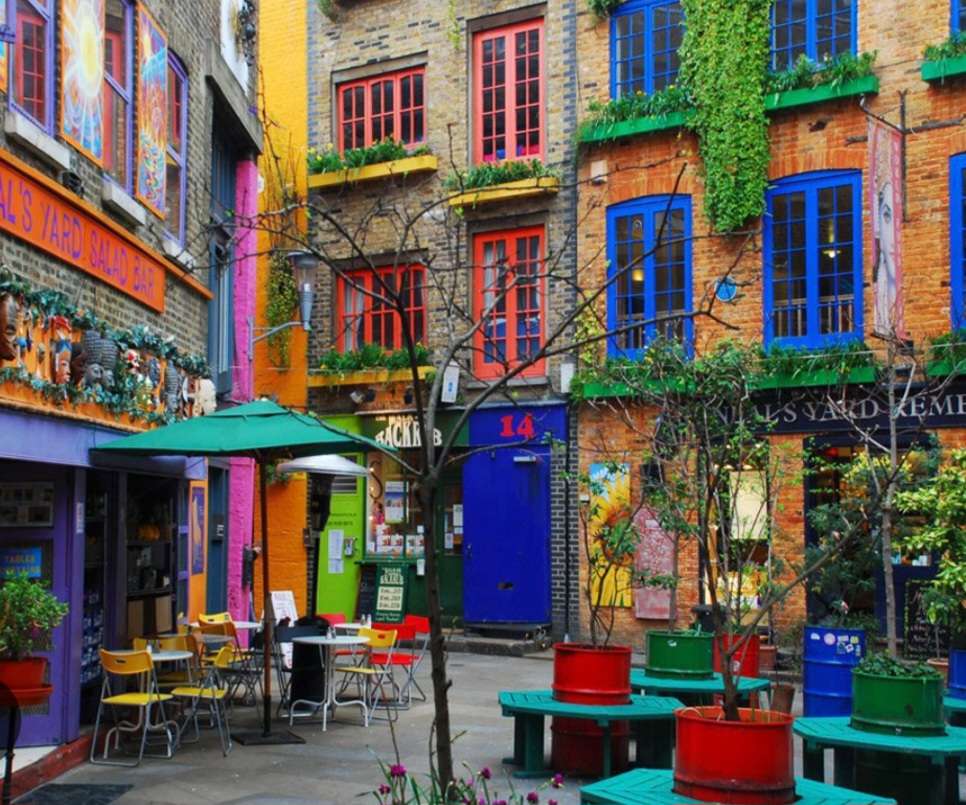 Разноцветные дома в Лондоне онлайн-пазл