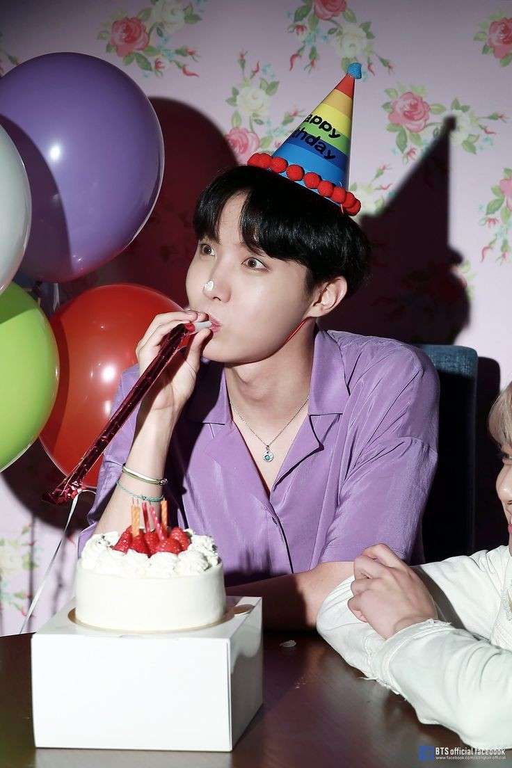 BUON COMPLEANNO JHOPE puzzle online