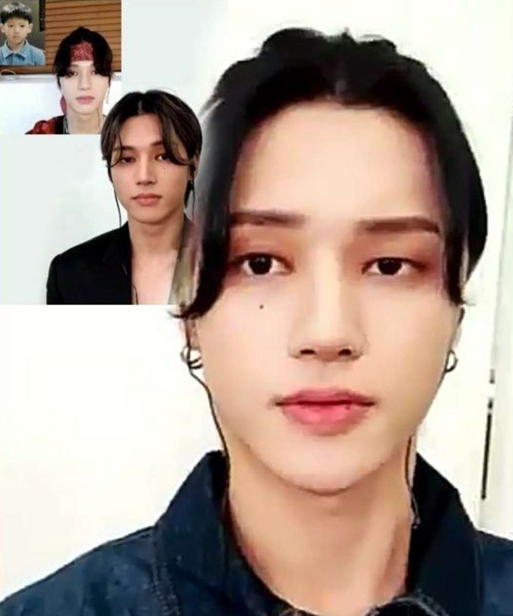 Wooyoung Handsome Gaze ATEEZ Slay Staring παζλ online