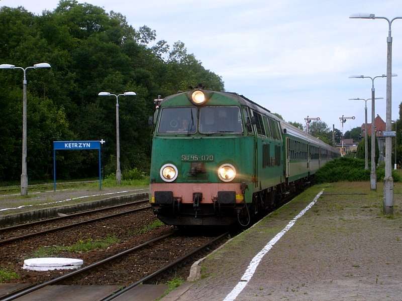 Tåg på stationen Pussel online