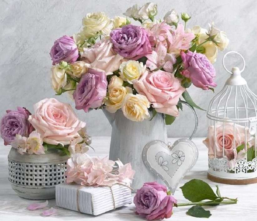 Пудрові троянди пазл онлайн