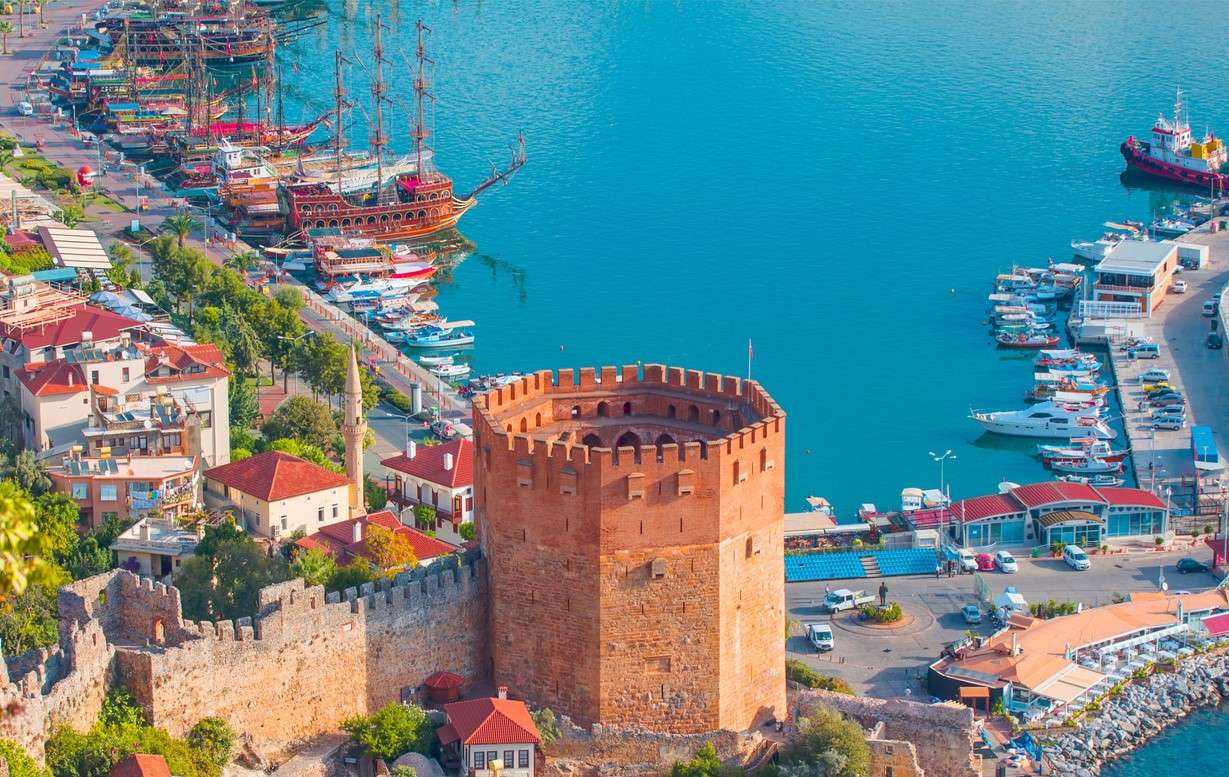 Alanya – a city in southern Turkey jigsaw puzzle online