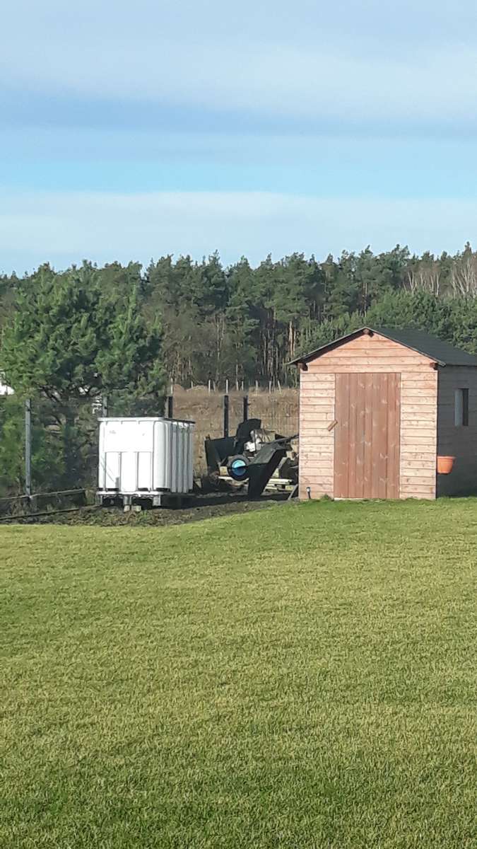 Cobertizo y tanque rompecabezas en línea