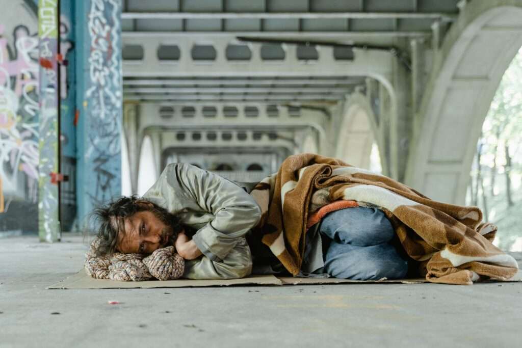 Hajléktalanság kirakós online