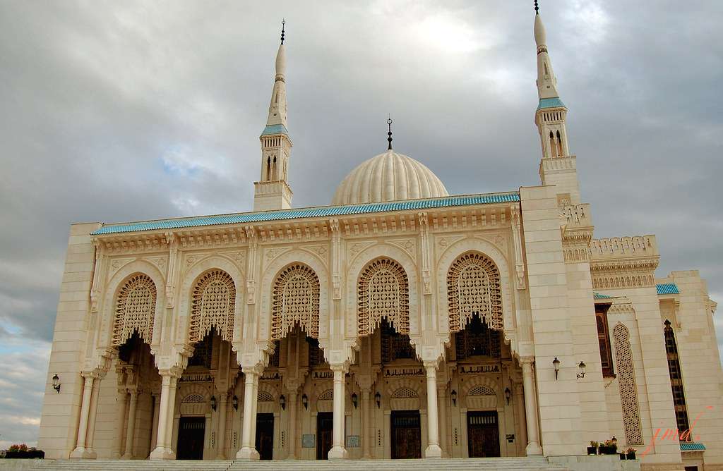 Konstantinova mešita v Alžírsku online puzzle