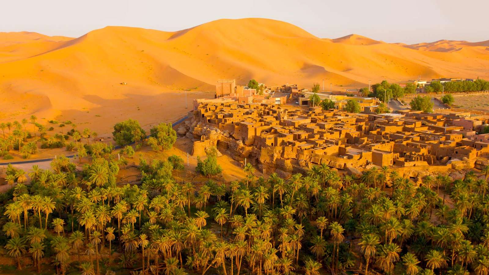 Oase in Sahara in Algerien Puzzlespiel online