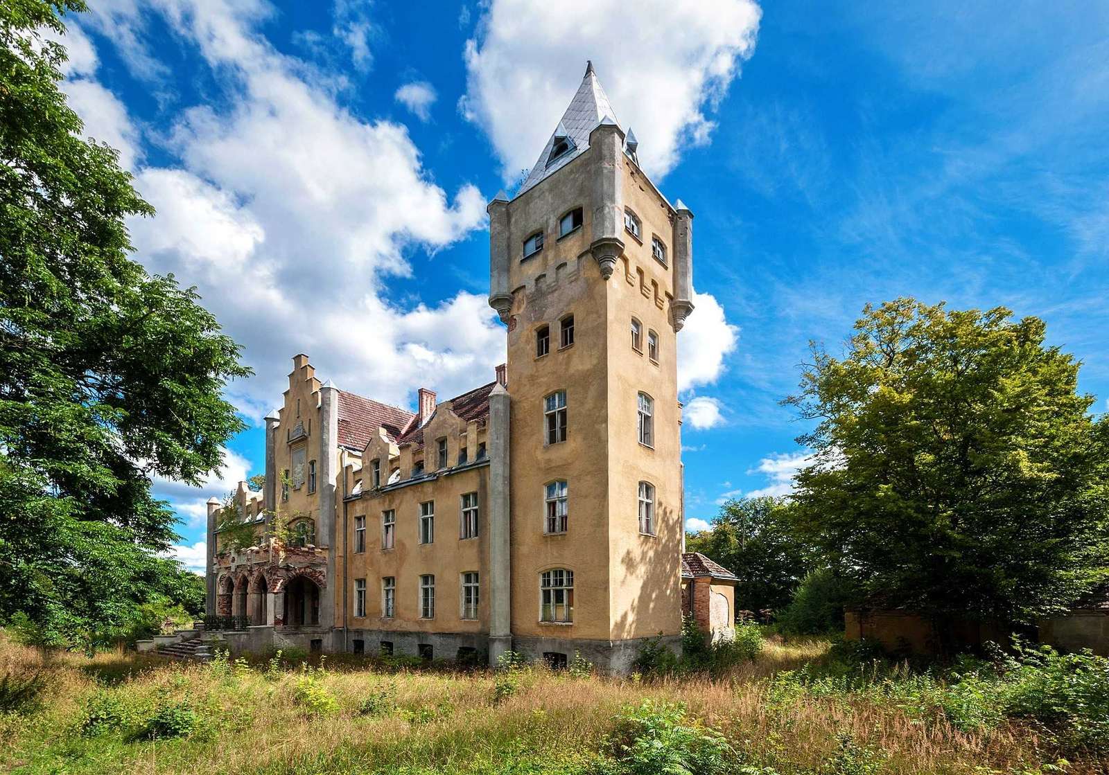 Palatul din Dobrowo jigsaw puzzle online