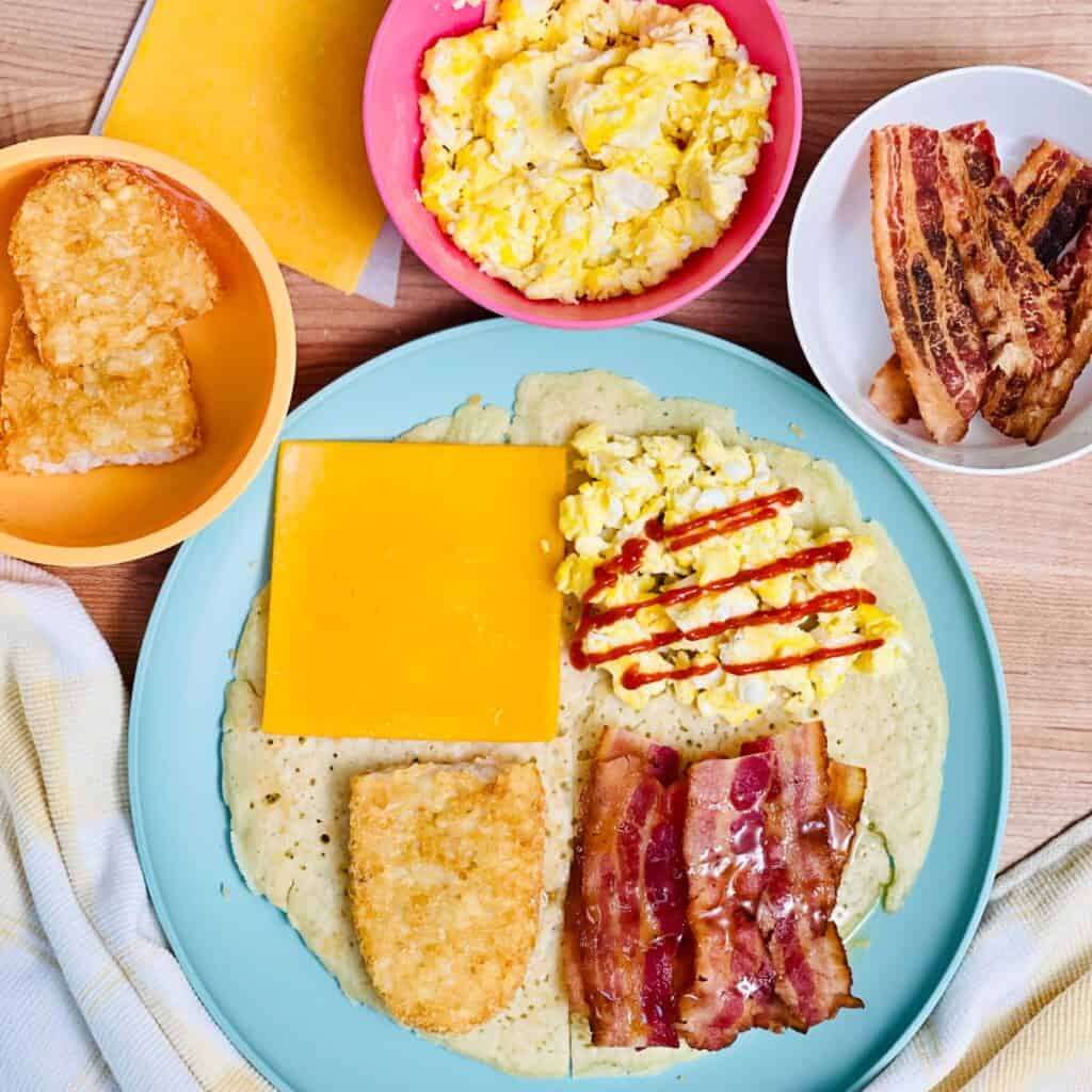 Att göra Breakfast Crunch Wraps Pussel online