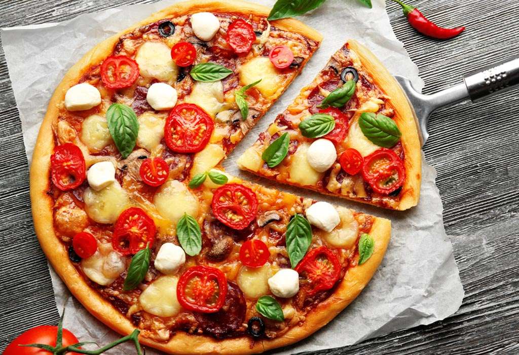 Caprese pizza kirakós online