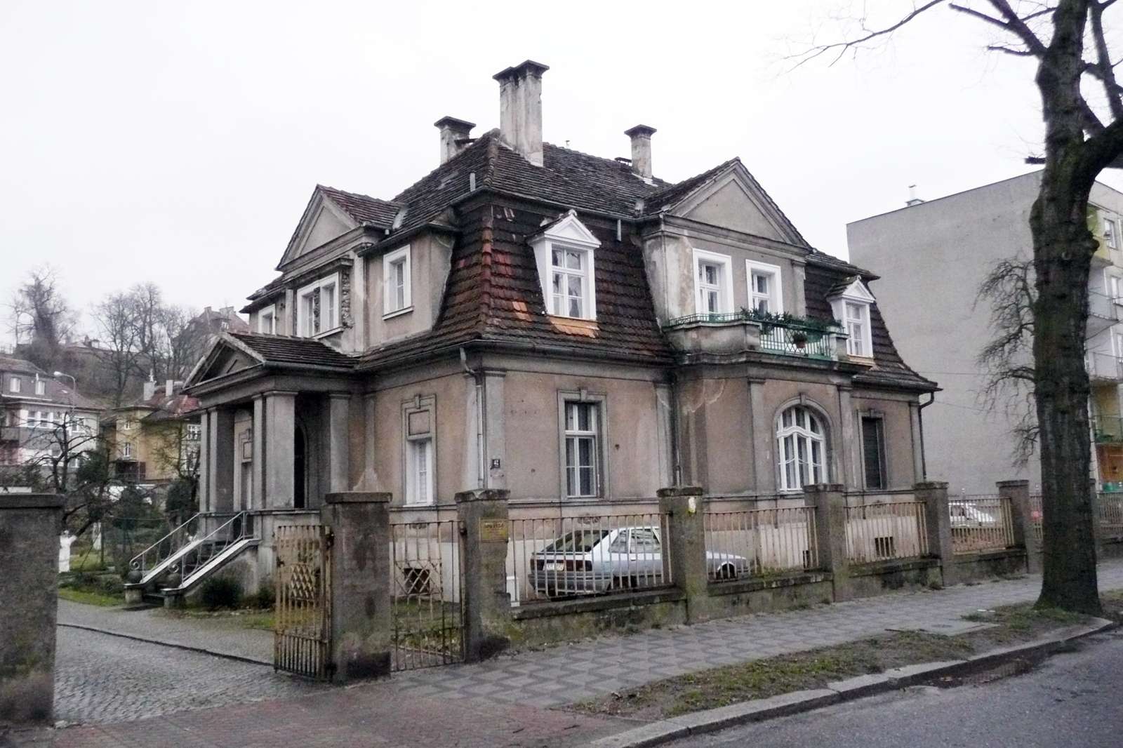 Hus på Piastowska Street pussel på nätet