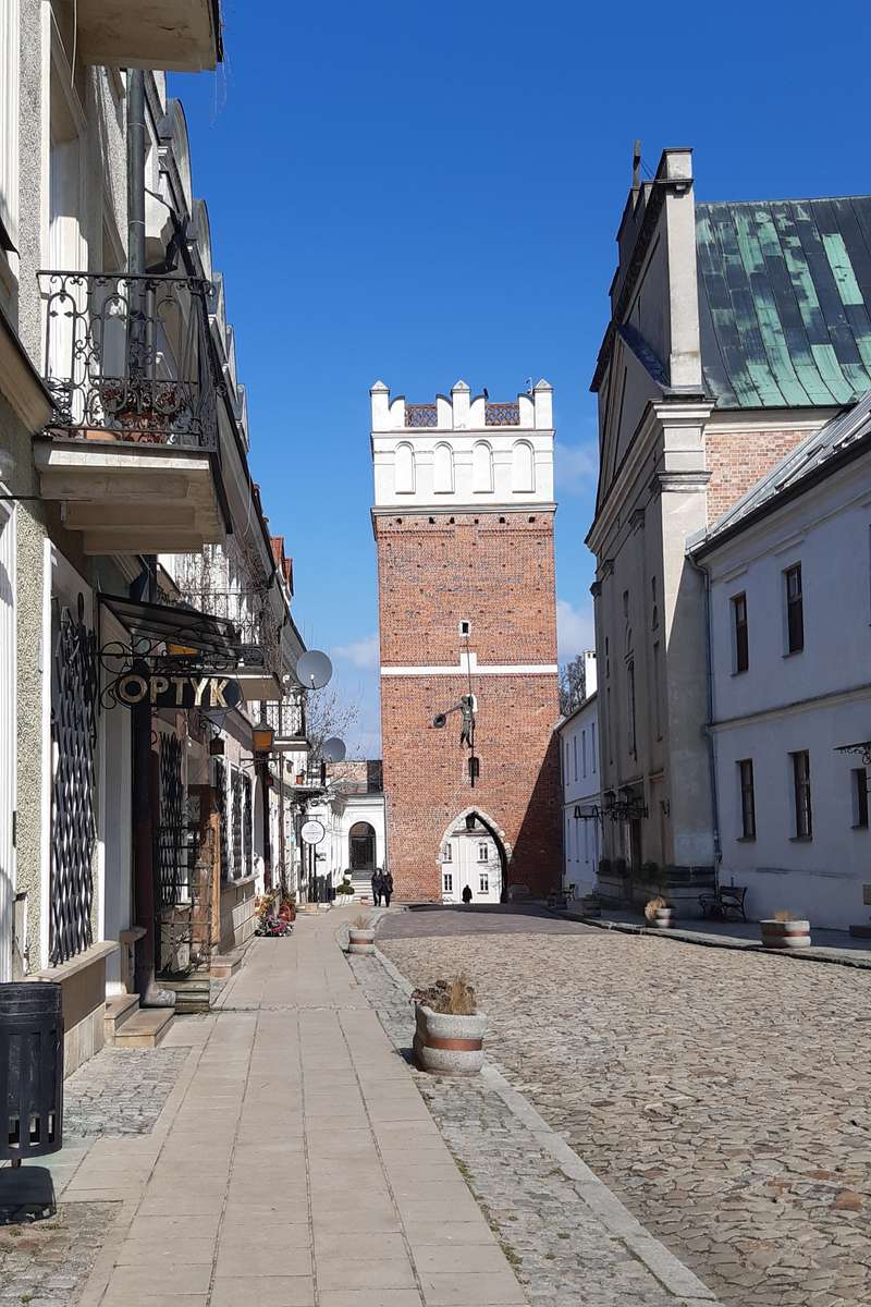 Opatowska-poort in Sandomierz online puzzel