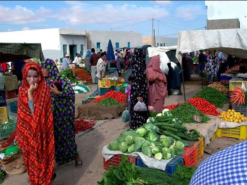 Рынок в Зарзисе в Тунисе пазл онлайн