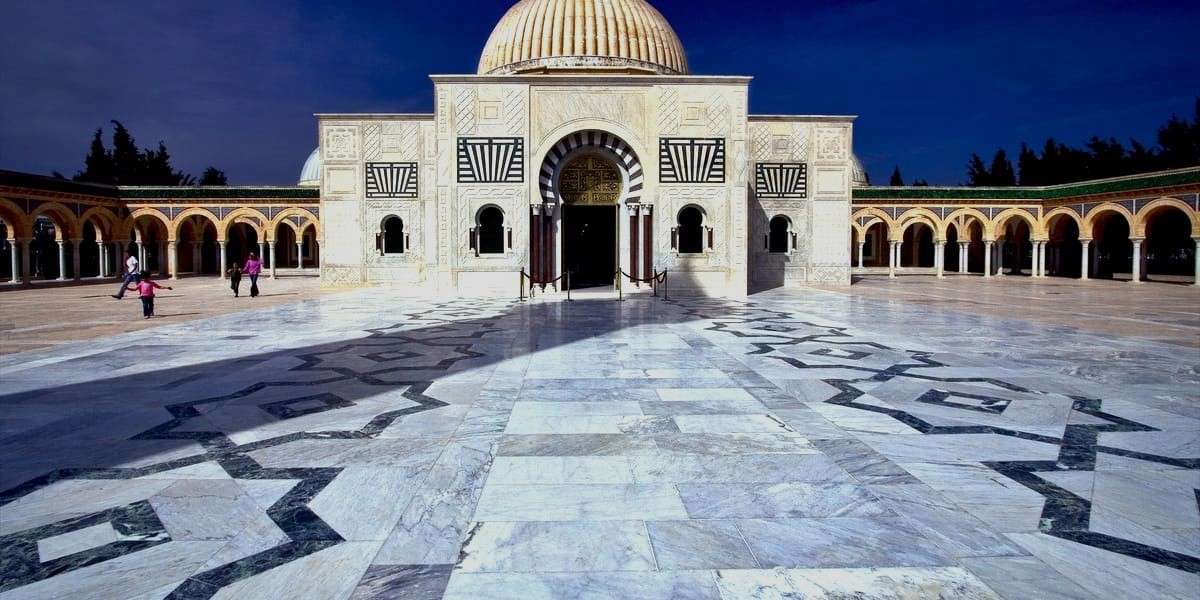 Монастир в Тунис в Африка онлайн пъзел