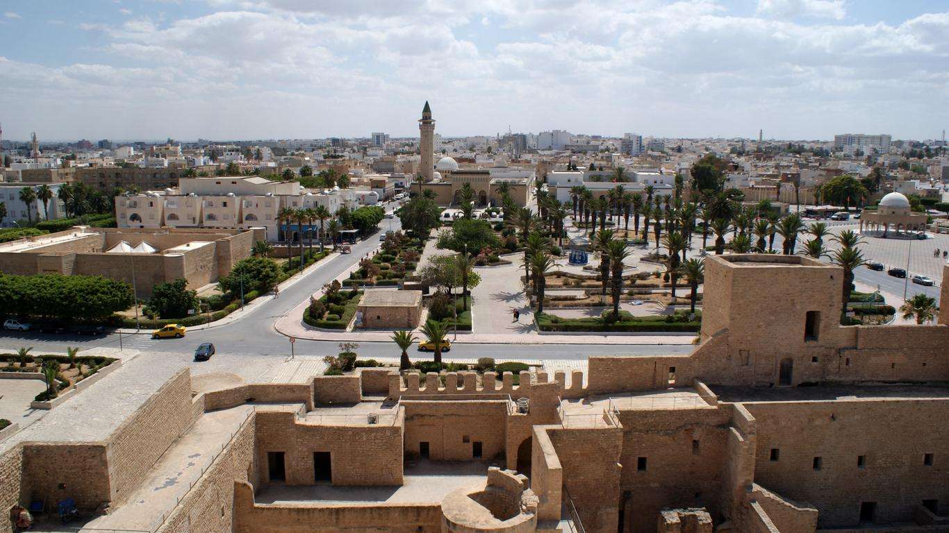 Монастир в Тунисе в Африке пазл онлайн