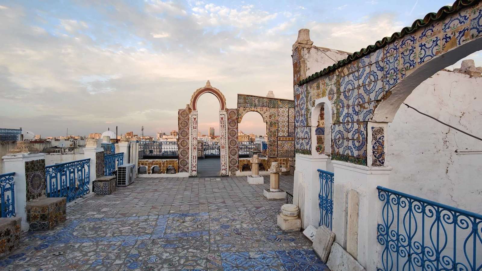 Tunis capital of Tunisia in Africa jigsaw puzzle online