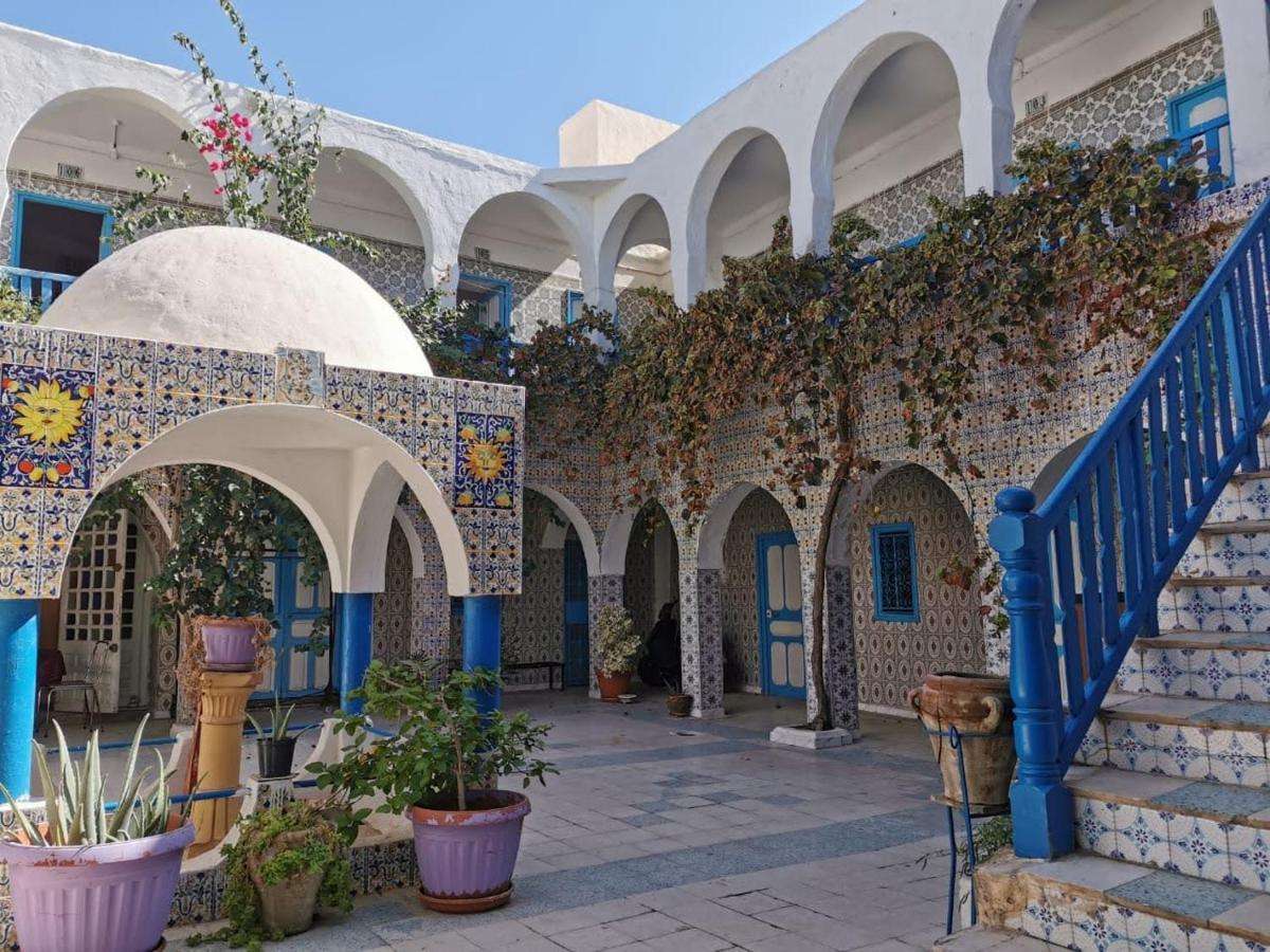 チュニジア、ジェルバ島のフームスーク ジグソーパズルオンライン