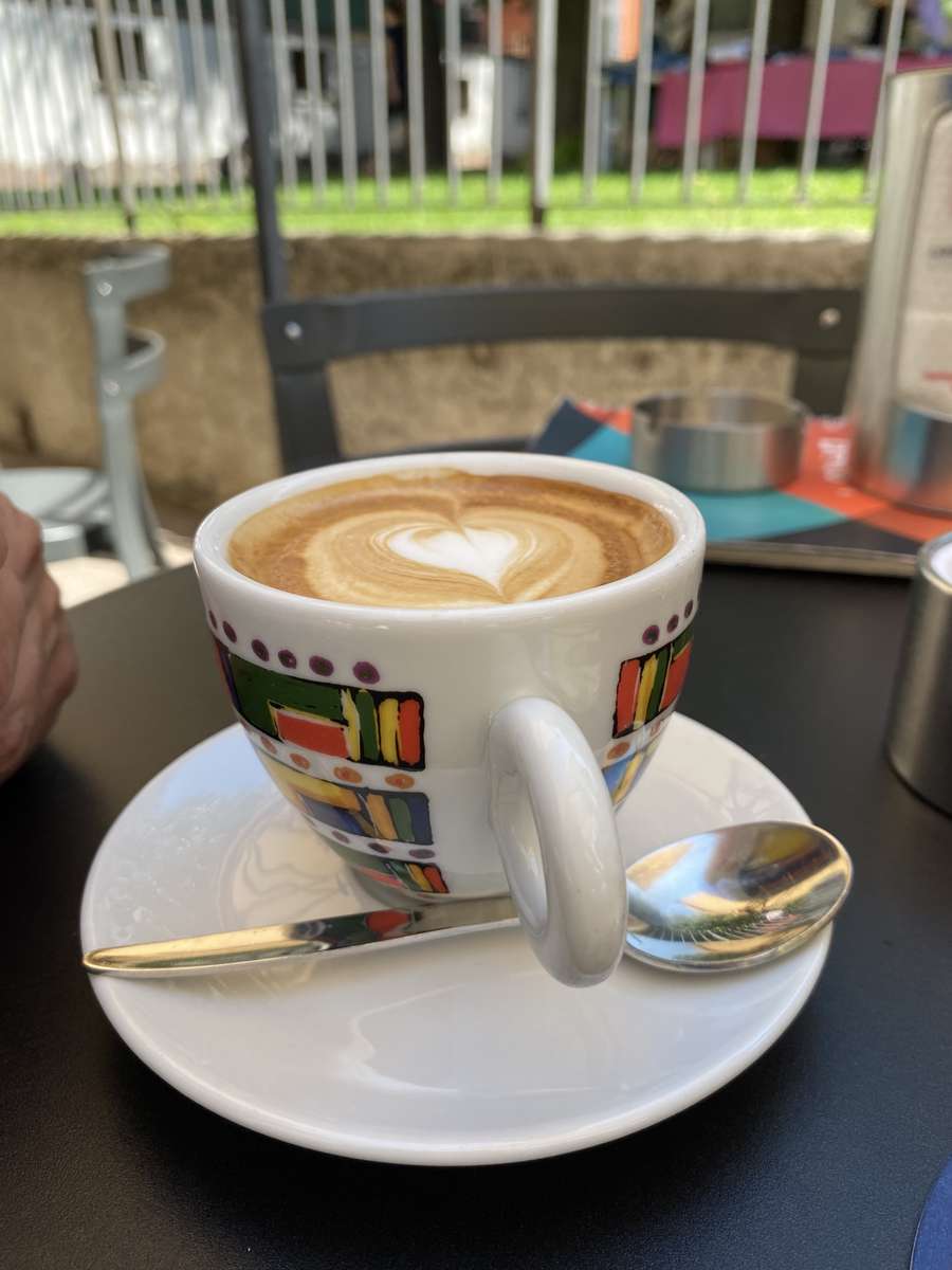 Káva u Lago di Garda <3 online puzzle