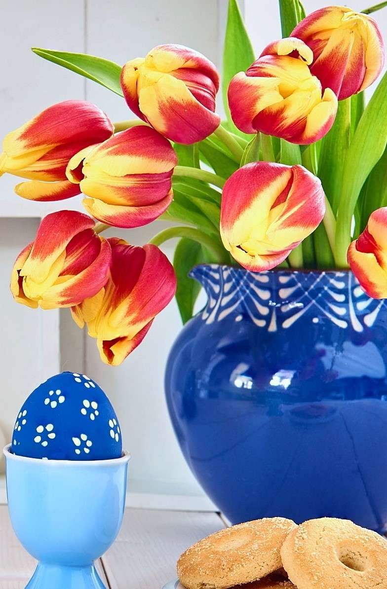 Святкові тюльпани пазл онлайн