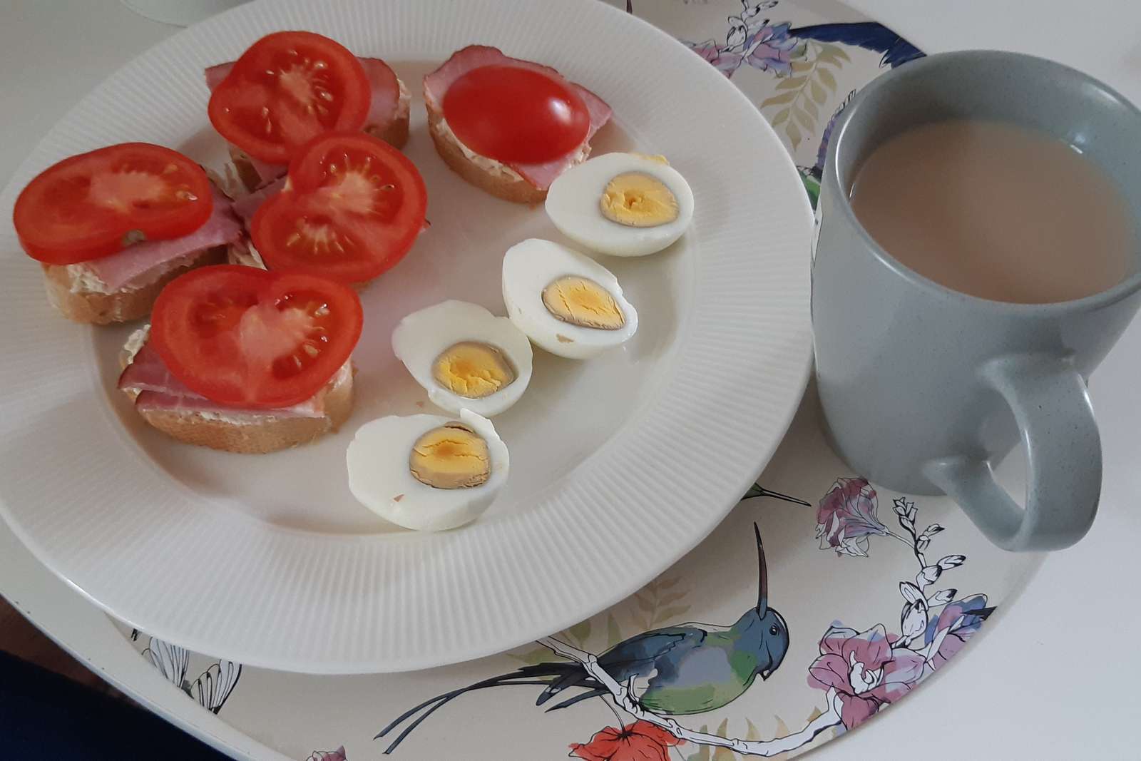 σάντουιτς με αυγά και ντομάτα online παζλ