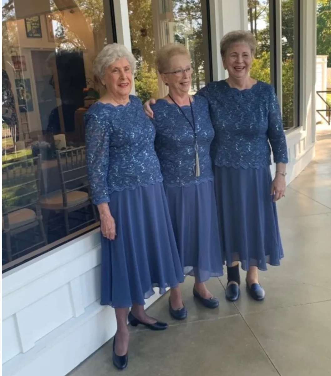 Три сестры-подружки невесты пазл онлайн