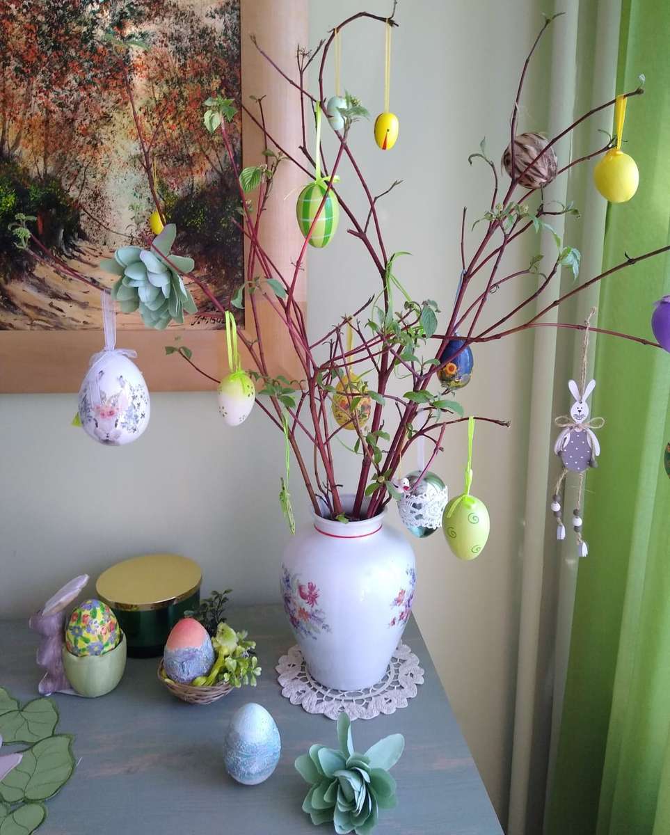 Decoraciones de huevos de Pascua rompecabezas en línea